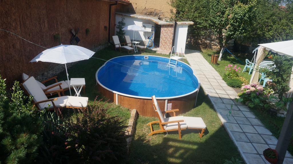 Guest House Simona Sapareva Banya ภายนอก รูปภาพ